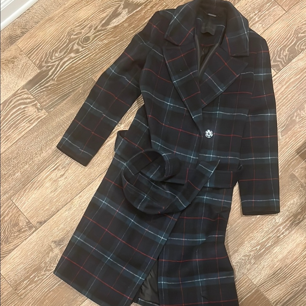 Chic Plaid Belted Overcoat